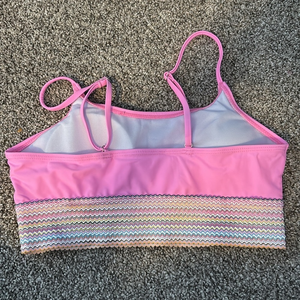 Pink Bikini - Picture 6 of 9